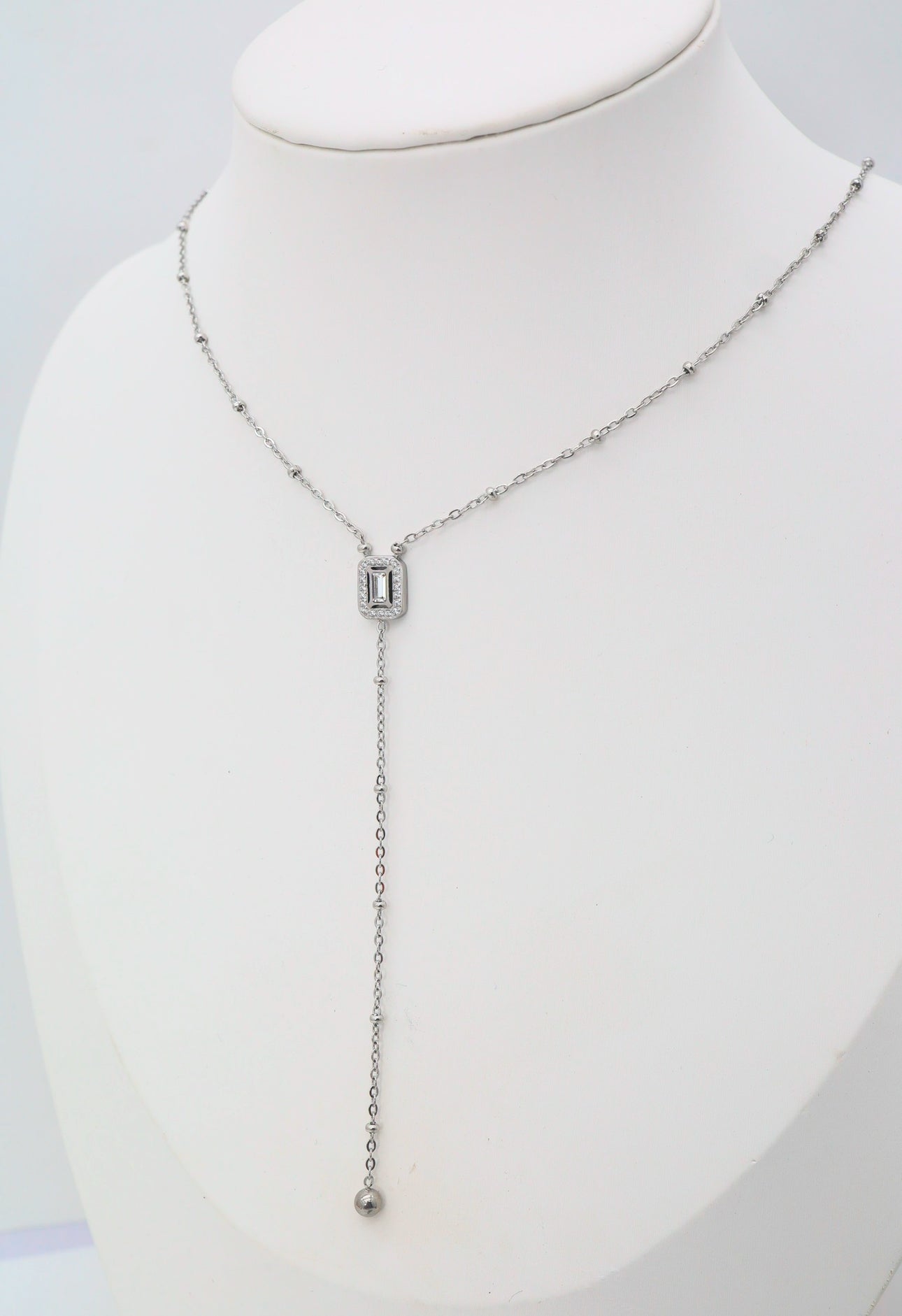 Collier Suzy