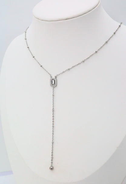 Collier Suzy