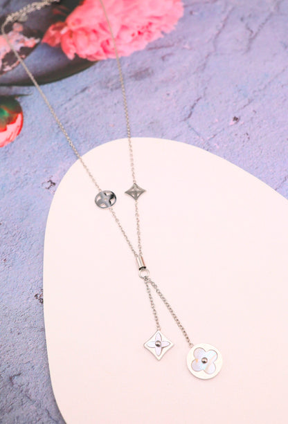 Collier Cassis