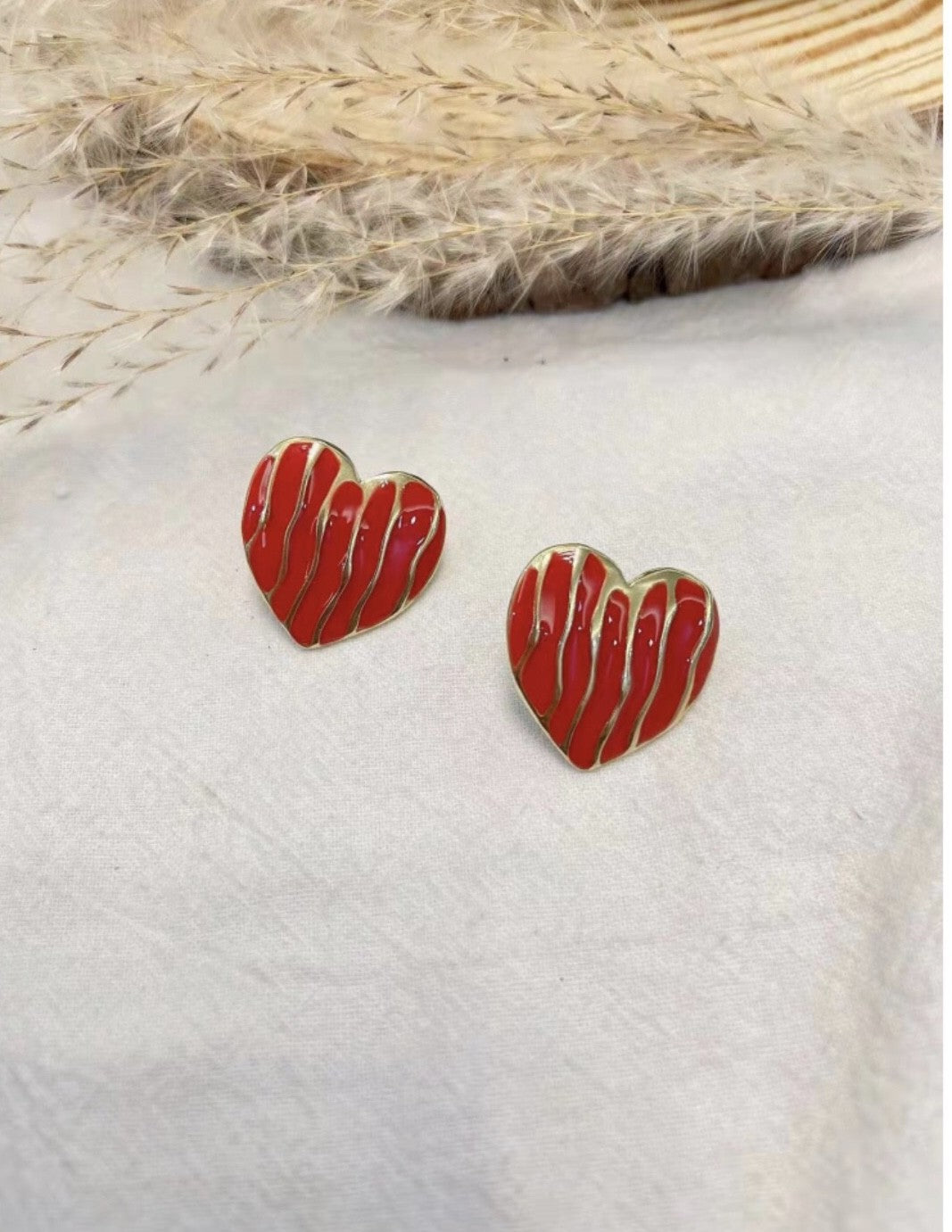 Boucles d’oreilles coeur rouge