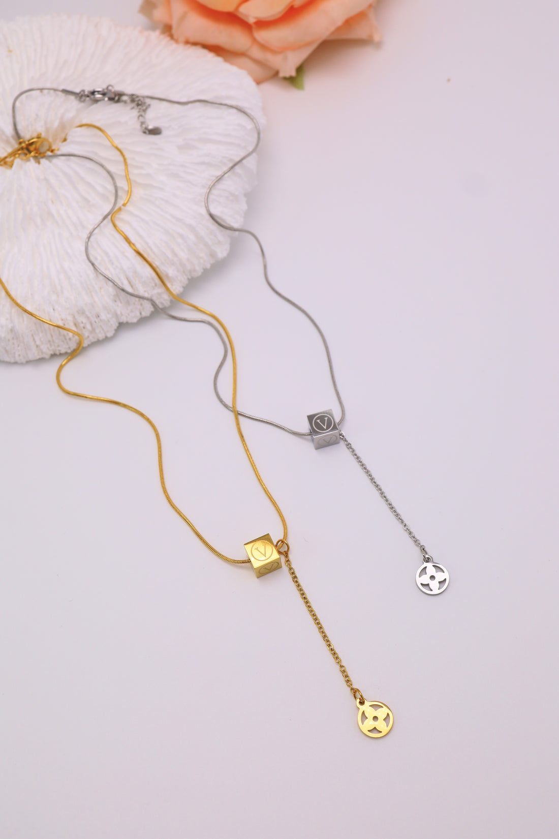 Collier Carmen