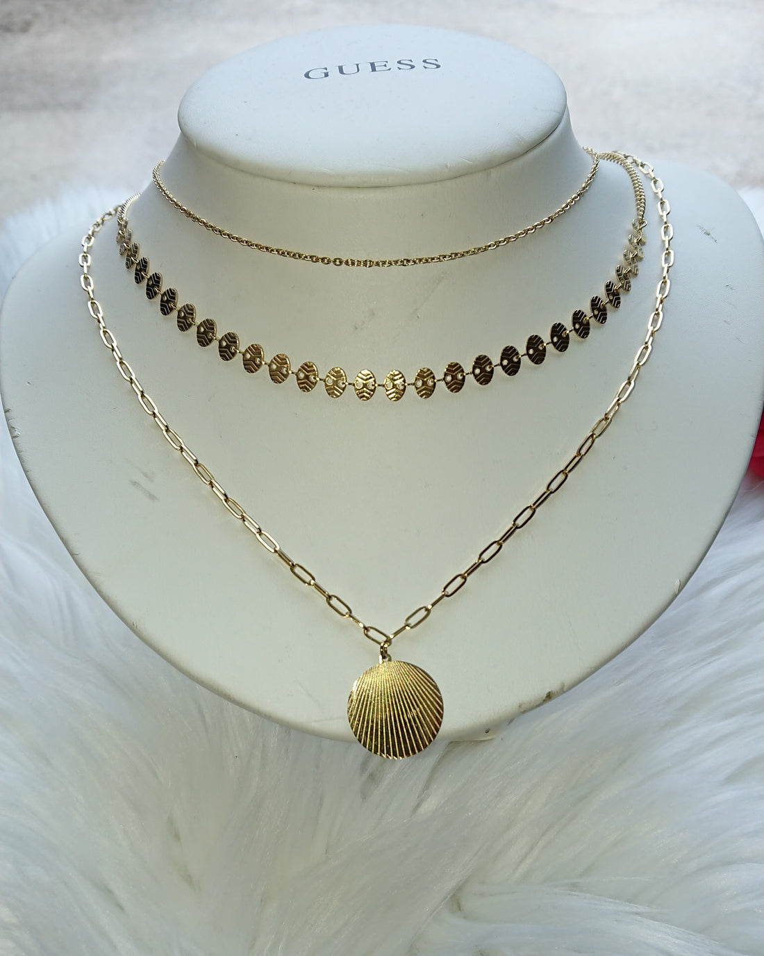 Collier Emmy