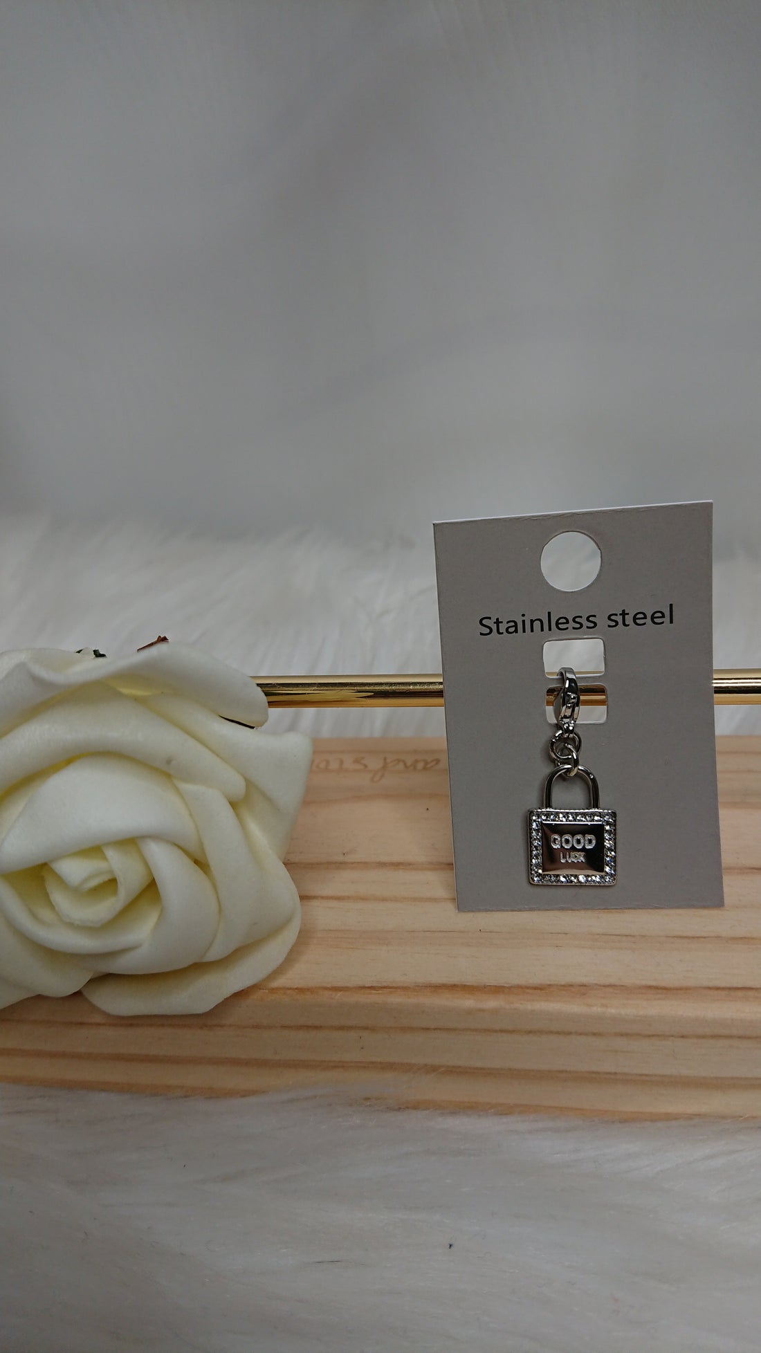 Pendentif charm Good Luck